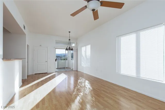 $1,450 | 2305 West Horizon Ridge Parkway, Unit 2611, Henderson, NV 89052