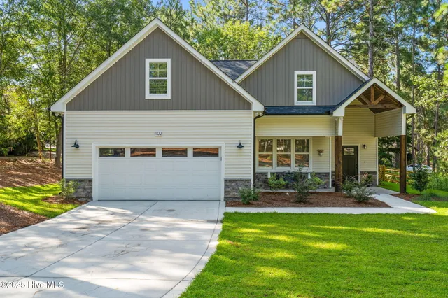 $530,000 | 102 Dartmoor Lane, West End, NC 27376