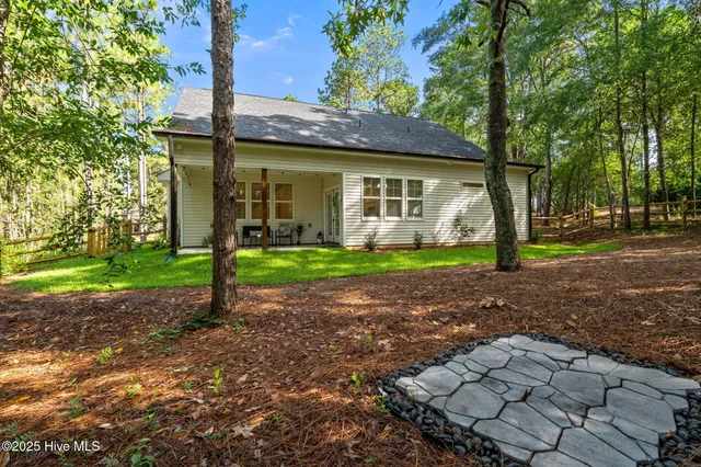 $530,000 | 102 Dartmoor Lane, West End, NC 27376