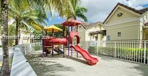 $2,500 | 8956 West Flagler Street, Unit 206, Miami, FL 33174