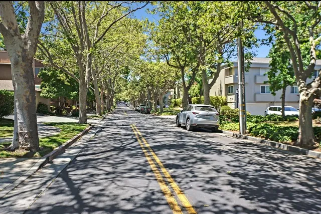 $4,100 | 915 Apricot Avenue, Unit H, Campbell, CA 95008