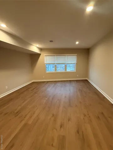 $3,100 | 122 Greenwich Avenue, Unit 401, Goshen, NY 10924