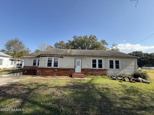 $48,000 | 112 4th Street, Mamou, LA 70554