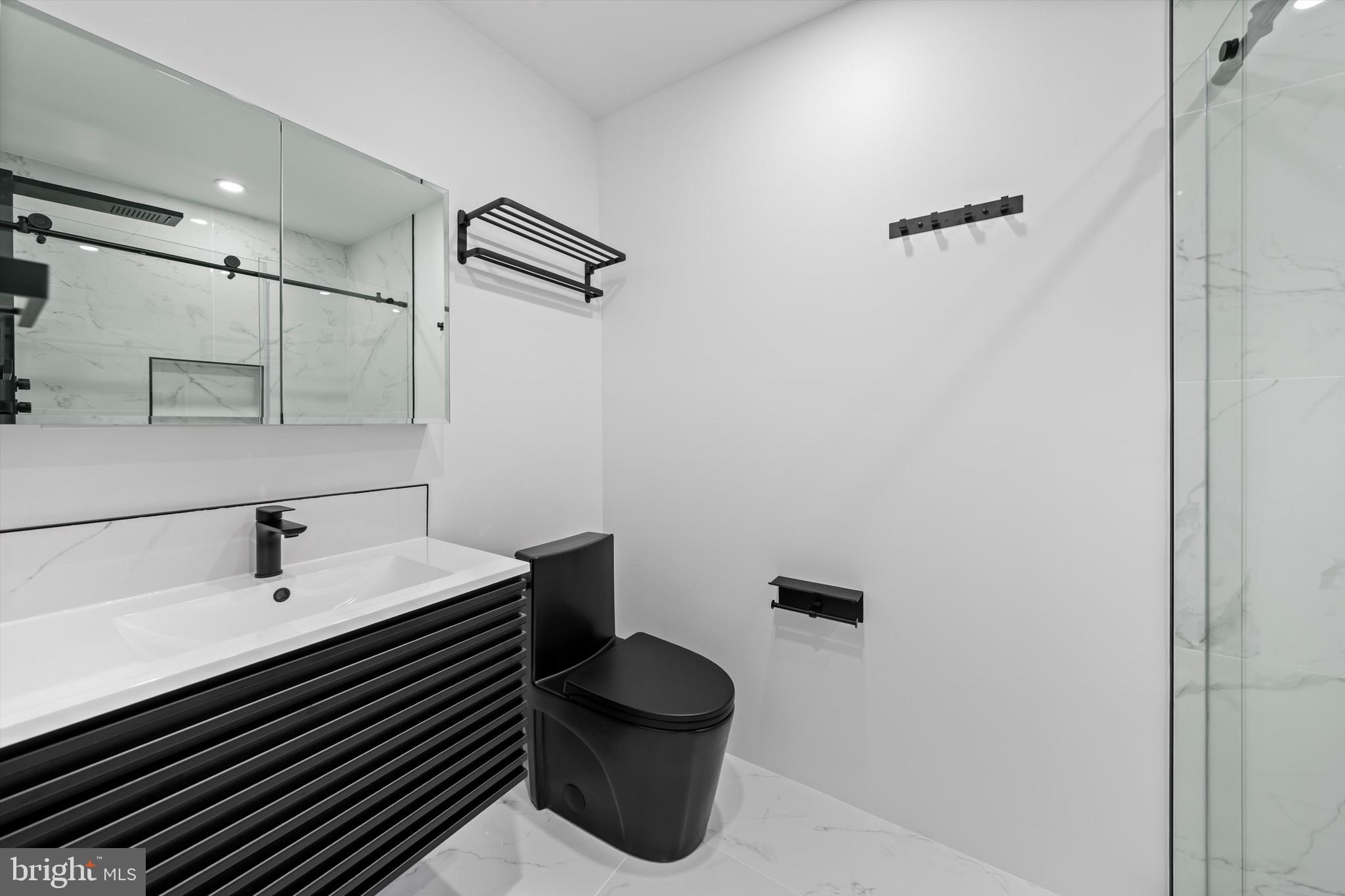 1525 35th Street Northwest Washington, DC 20007 - Photo 27 of 43 Bathroom 4