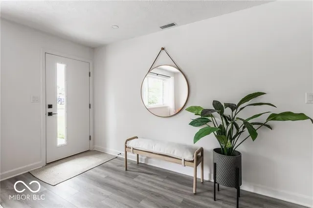 $3,500 | 649 Emerson Road, Carmel, IN 46032