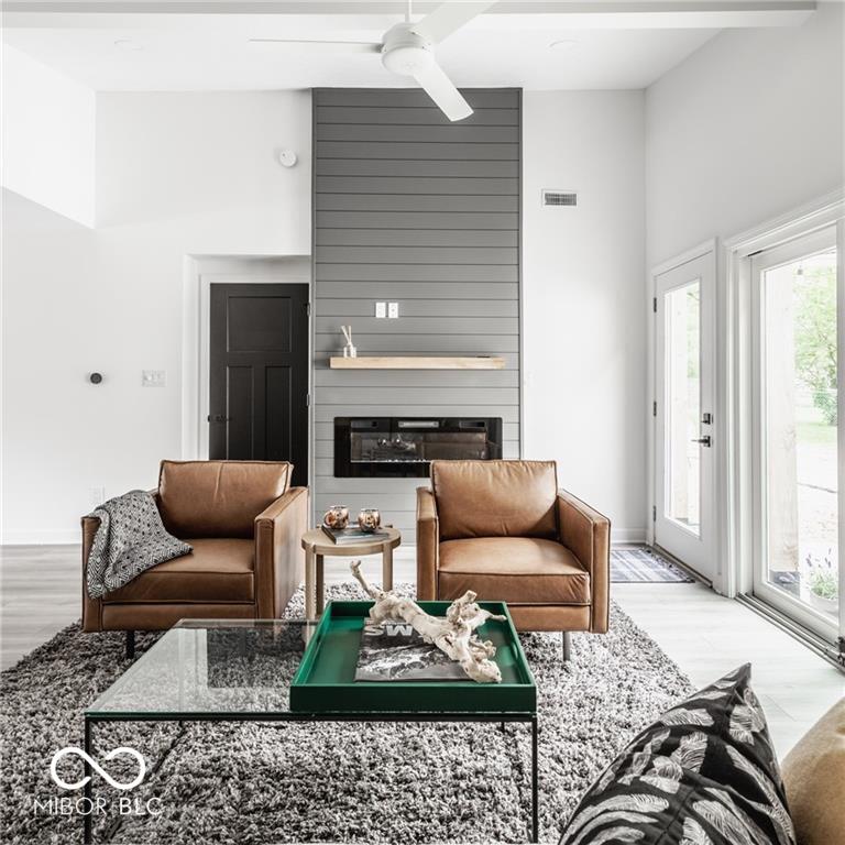 649 Emerson Road Carmel, IN 46032 - Photo 6 of 41