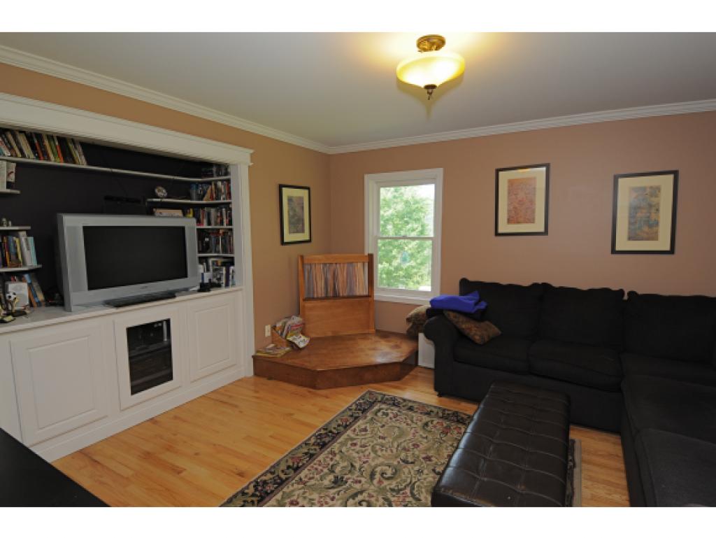 2552 Stage Road Richmond, VT 05477 - Photo 8 of 25