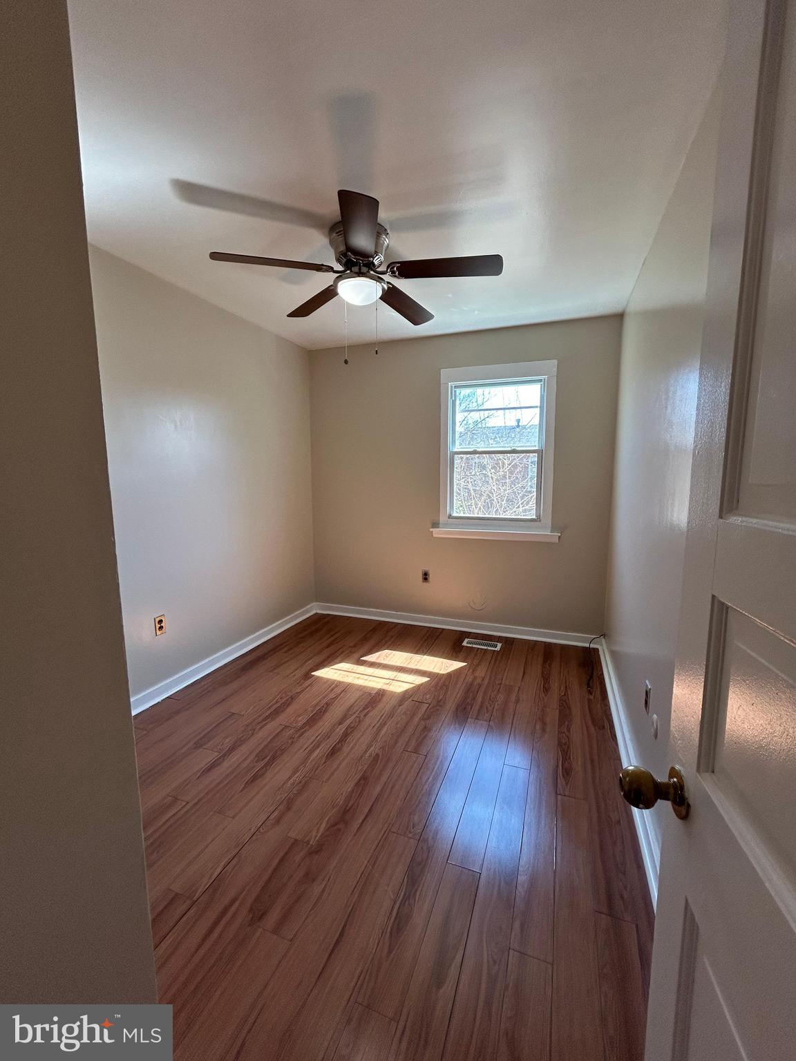 8044 Mars Place Philadelphia, PA 19153 - Photo 11 of 19