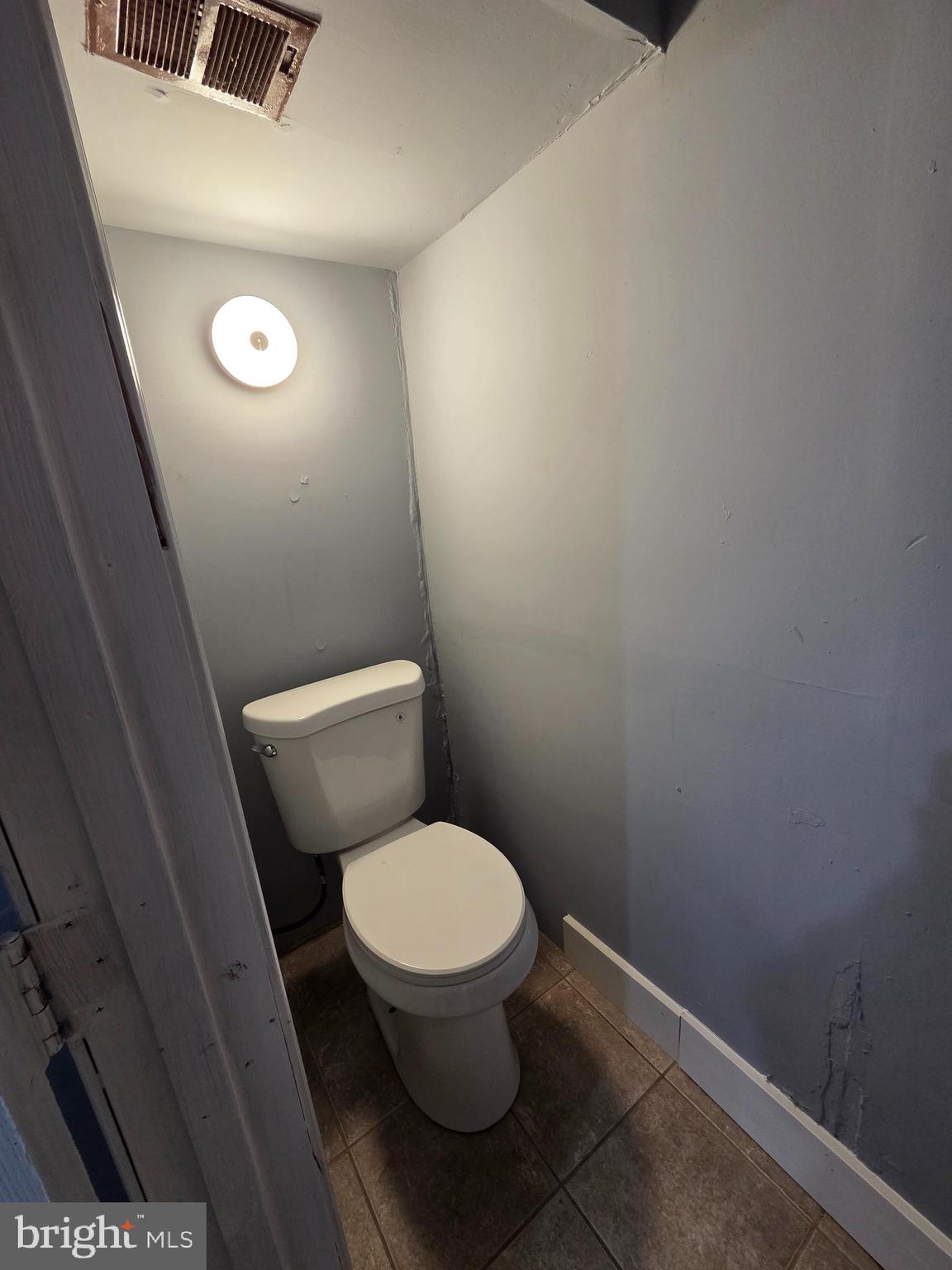 8044 Mars Place Philadelphia, PA 19153 - Photo 13 of 19