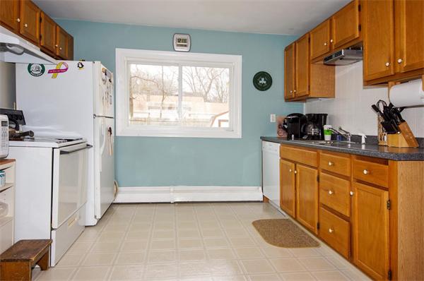 17 Pond View Road Canton, MA 02021 - Photo 2 of 16 Gallery Image 2