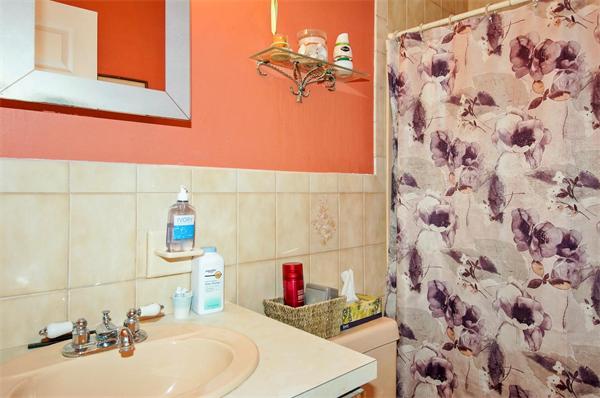 17 Pond View Road Canton, MA 02021 - Photo 10 of 16 Gallery Image 10