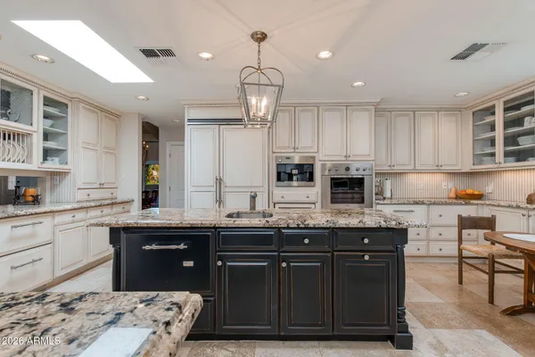 $2,200,000 | 6112 North 31st Place, Phoenix, AZ 85016