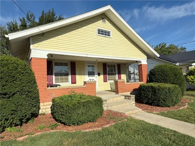 $159,900 | 408 South Shaw Street, Richmond, MO 64085