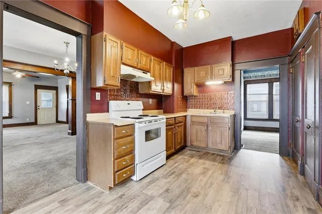 $159,900 | 408 South Shaw Street, Richmond, MO 64085