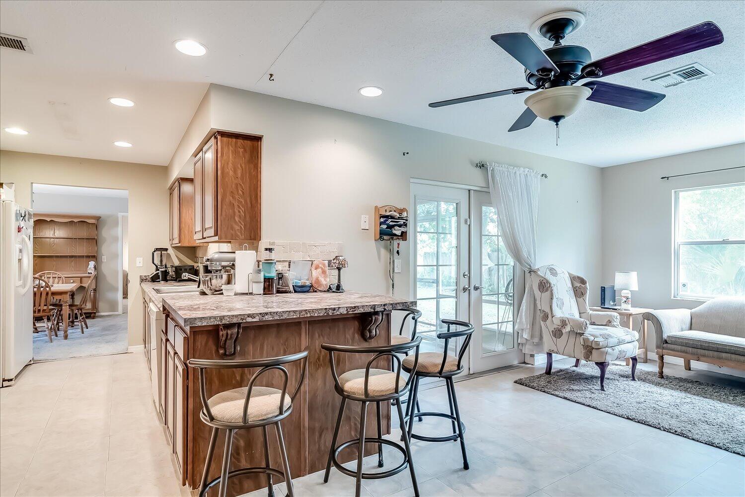 2132 North Morningside Road Avon Park, FL 33825 - Photo 5 of 20 22-22