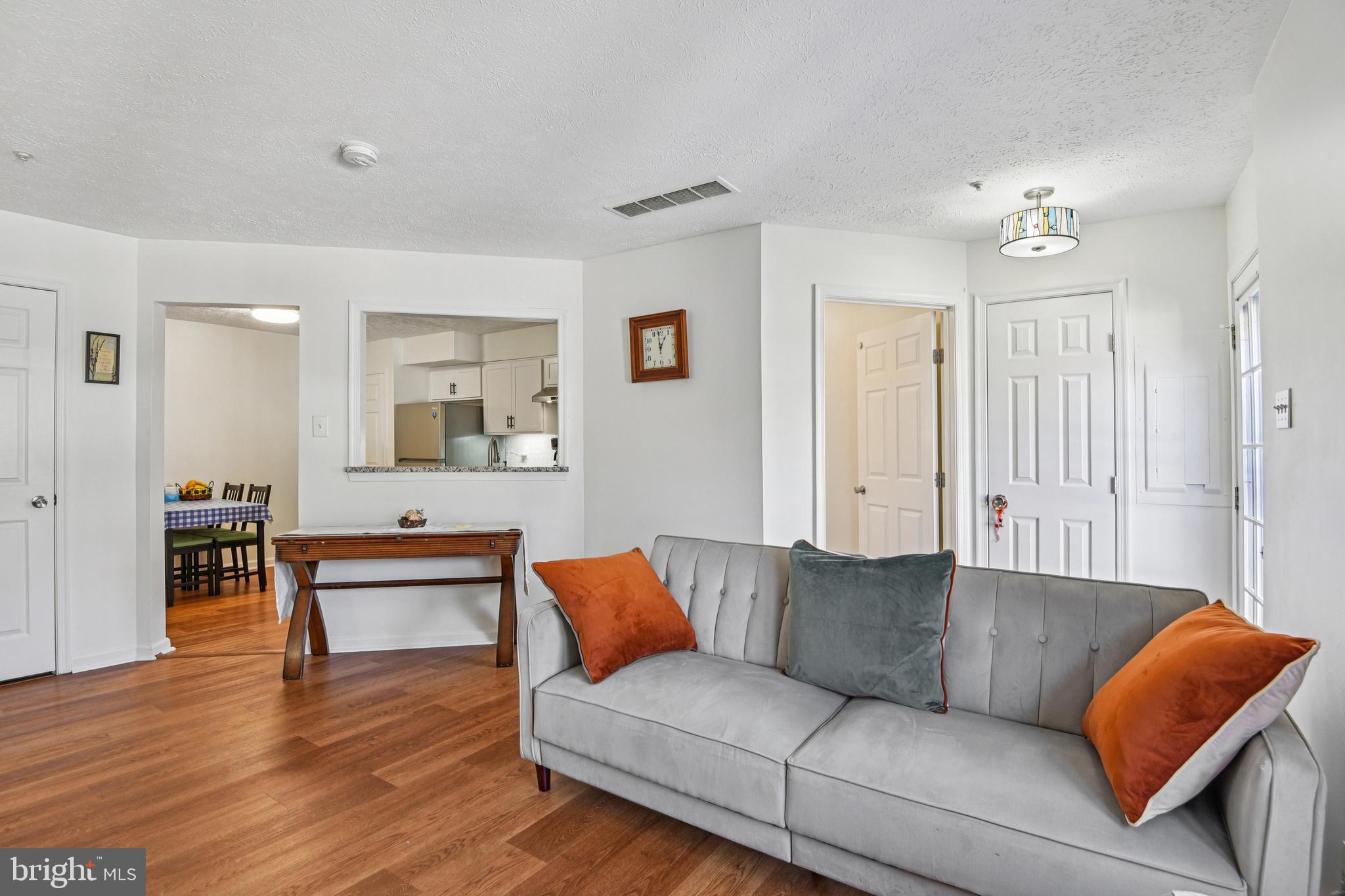 4266 Maple Path Circle, Unit 3 Baltimore, MD 21236 - Photo 7 of 24 Living Room