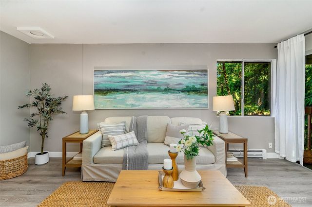 $365,000 | 17109 Northeast 45th Street, Unit 36, Redmond, WA 98052