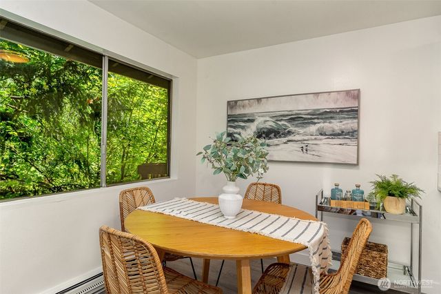 $365,000 | 17109 Northeast 45th Street, Unit 36, Redmond, WA 98052