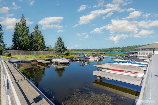 $365,000 | 17109 Northeast 45th Street, Unit 36, Redmond, WA 98052