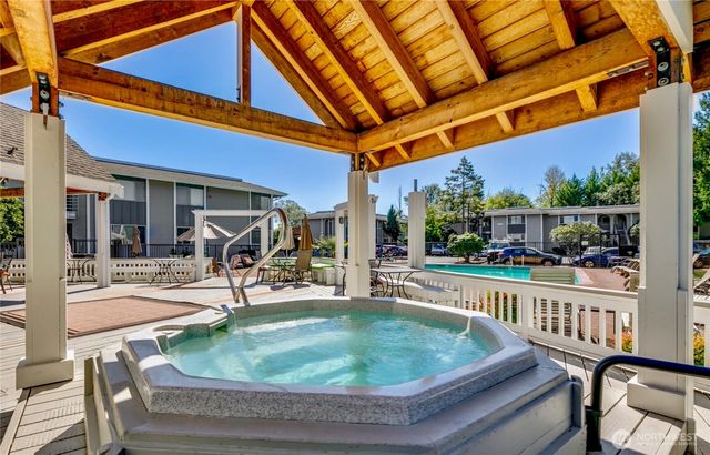 $365,000 | 17109 Northeast 45th Street, Unit 36, Redmond, WA 98052