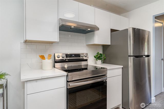 $365,000 | 17109 Northeast 45th Street, Unit 36, Redmond, WA 98052