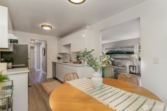 $365,000 | 17109 Northeast 45th Street, Unit 36, Redmond, WA 98052