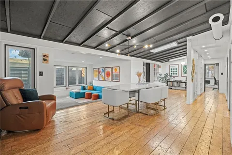 $498,000 | 2115 West 71st Terrace, Prairie Village, KS 66208