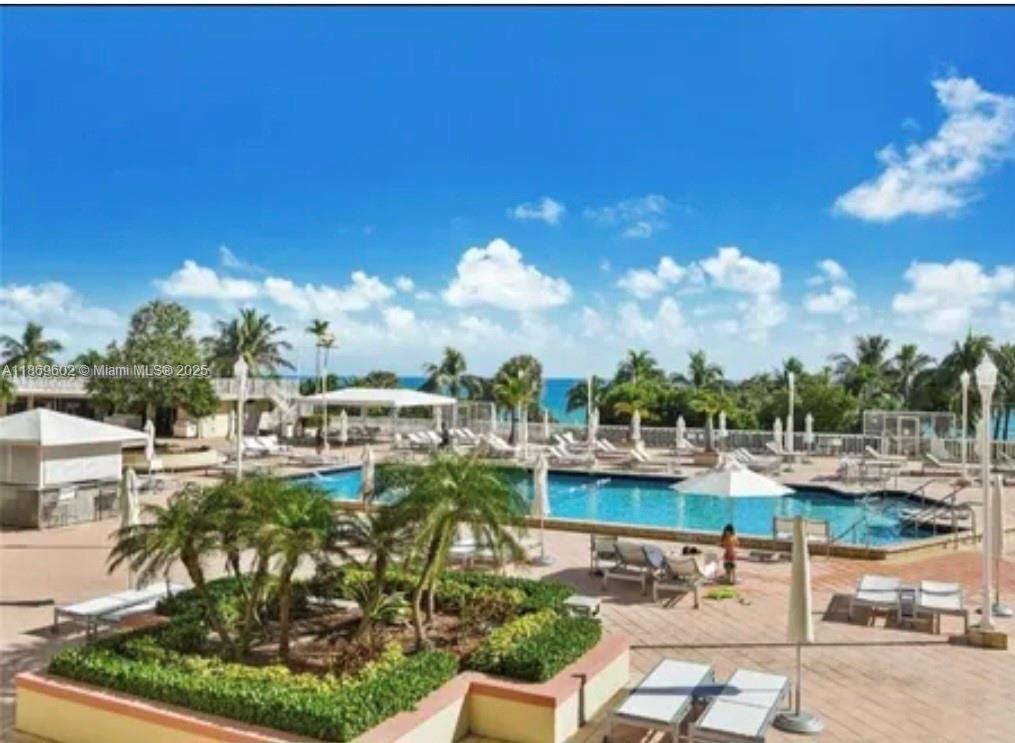 9801 Collins Avenue, Unit 10T Bal Harbour, FL 33154 - Photo 19 of 20