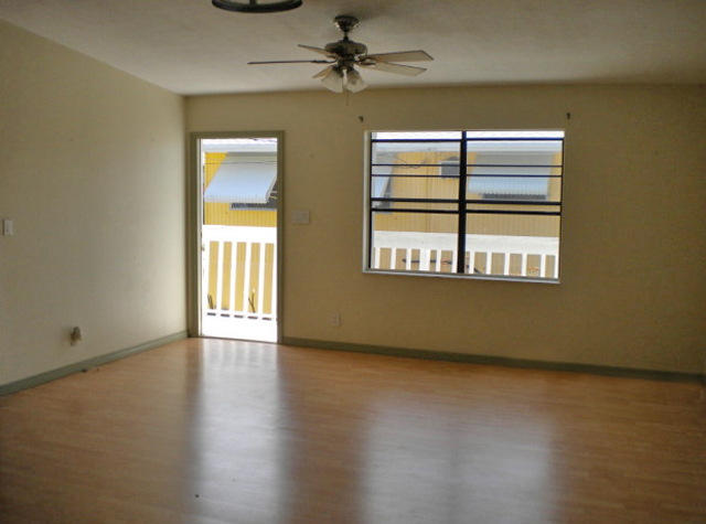 192 Blackbeard Road Summerland Key, FL 33042 - Photo 4 of 12 Living Room