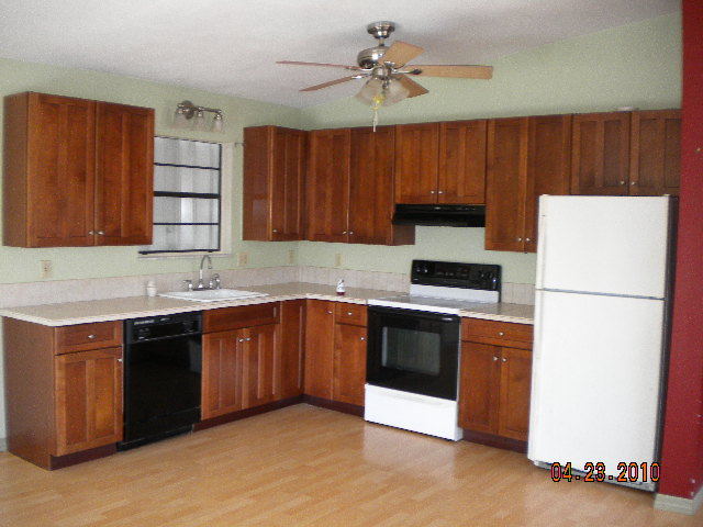 192 Blackbeard Road Summerland Key, FL 33042 - Photo 5 of 12 Kitchen