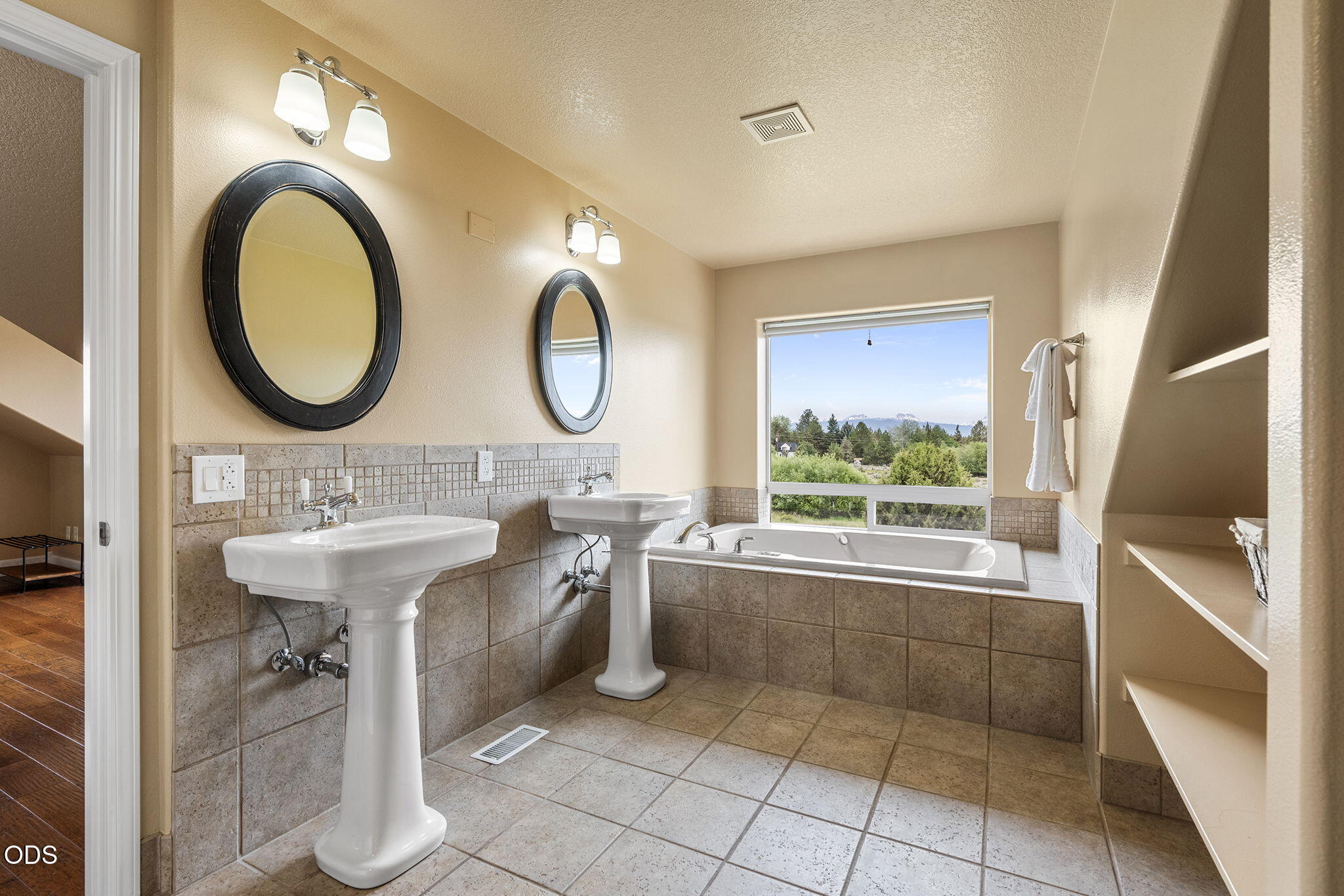 63531 Gentry Loop Bend, OR 97701 - Photo 41 of 72
