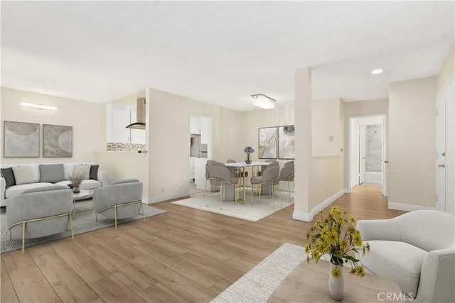 $650,000 | 5651 North Sumner Way, Unit 310, Culver City, CA 90230