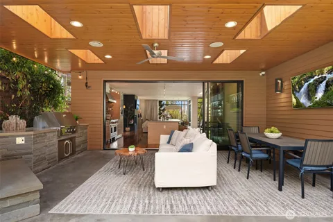 $3,800,000 | 518 14th Avenue West, Kirkland, WA 98033