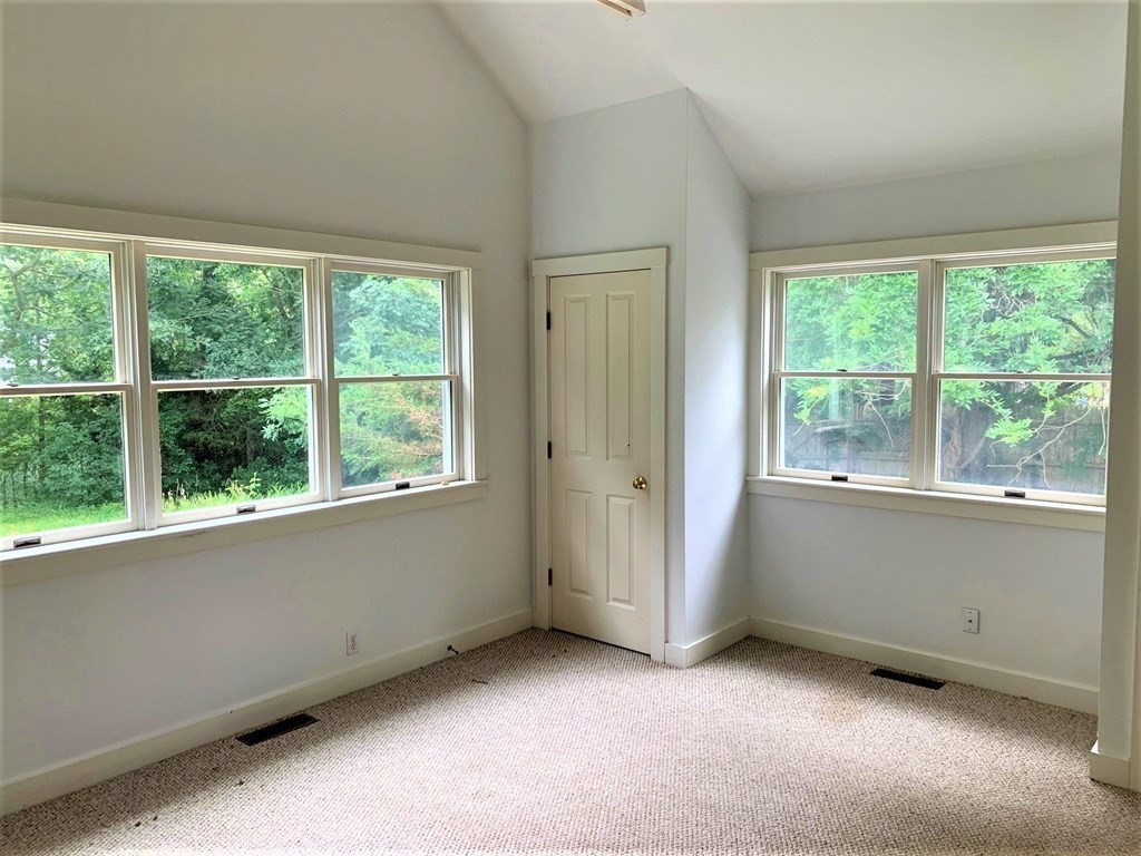 45 Lagoon Road Oak Bluffs, MA 02557 - Photo 19 of 27 Gallery Image 19