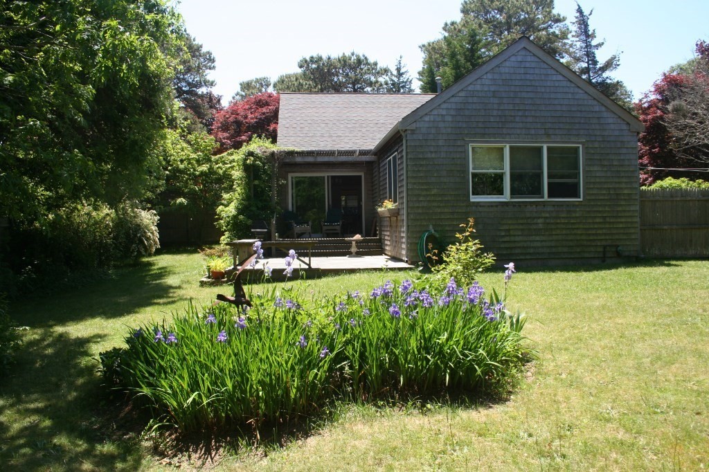 45 Lagoon Road Oak Bluffs, MA 02557 - Photo 3 of 27 Gallery Image 3
