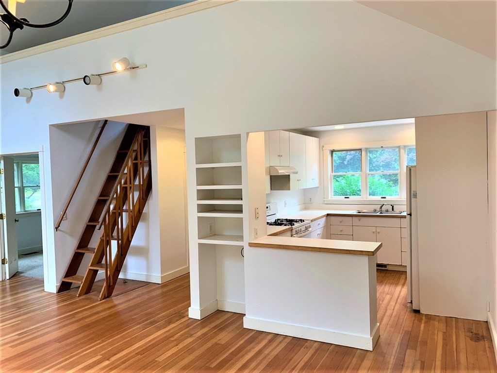 45 Lagoon Road Oak Bluffs, MA 02557 - Photo 8 of 27 Gallery Image 8