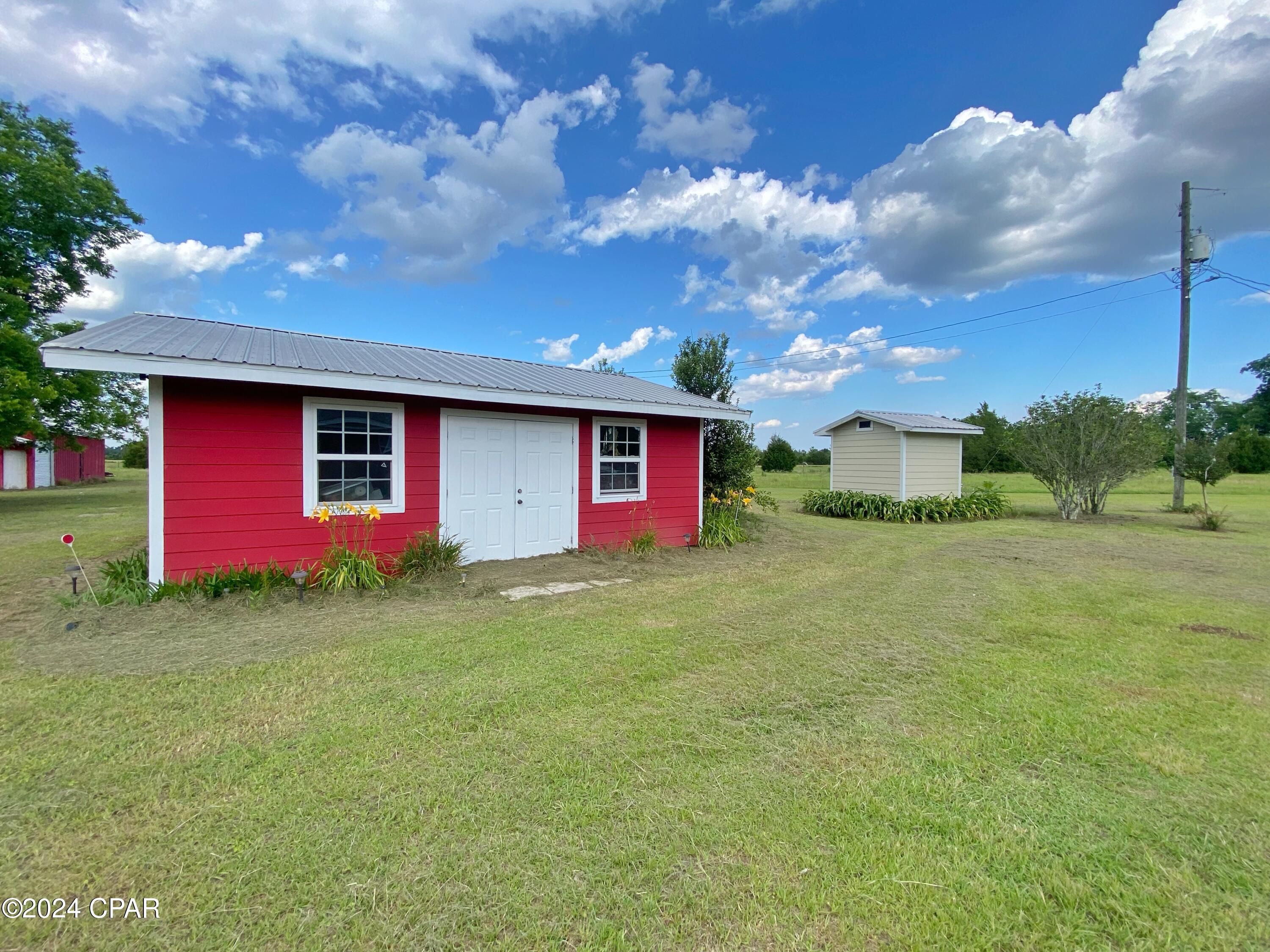 2812 Stephens Road Grand Ridge, FL 32442 - Photo 44 of 60 Gallery Image 44