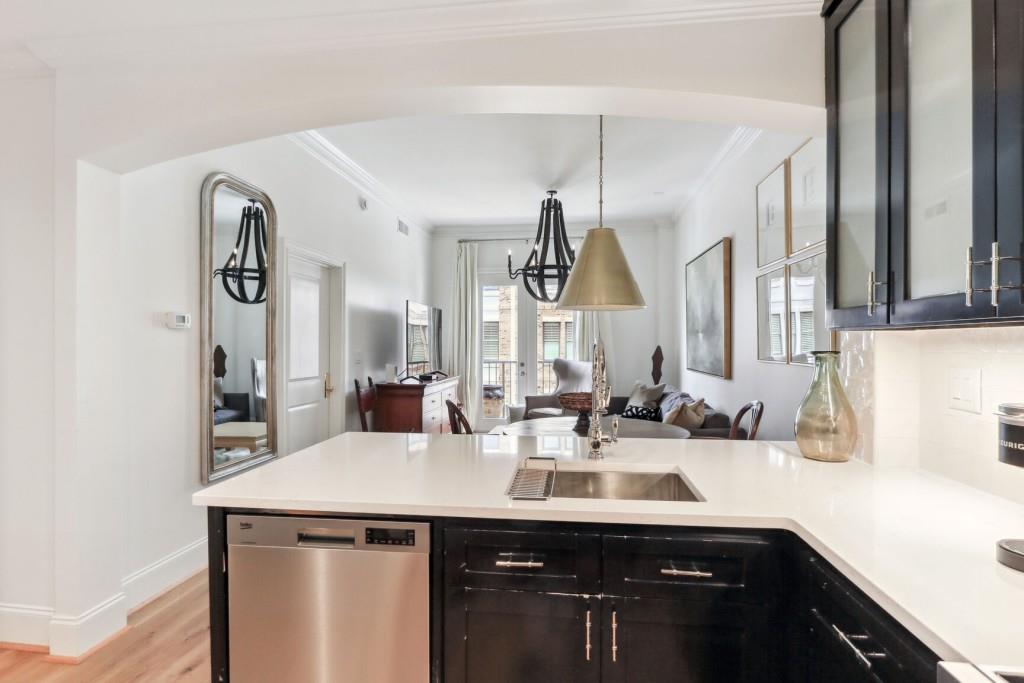 2255 Peachtree Road Northeast, Unit 825 Atlanta, GA 30309 - Photo 5 of 15