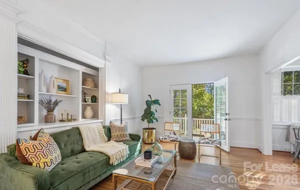 $2,000 | 118 Altondale Avenue, Unit 3, Charlotte, NC 28207