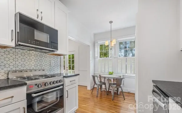 $2,000 | 118 Altondale Avenue, Unit 3, Charlotte, NC 28207