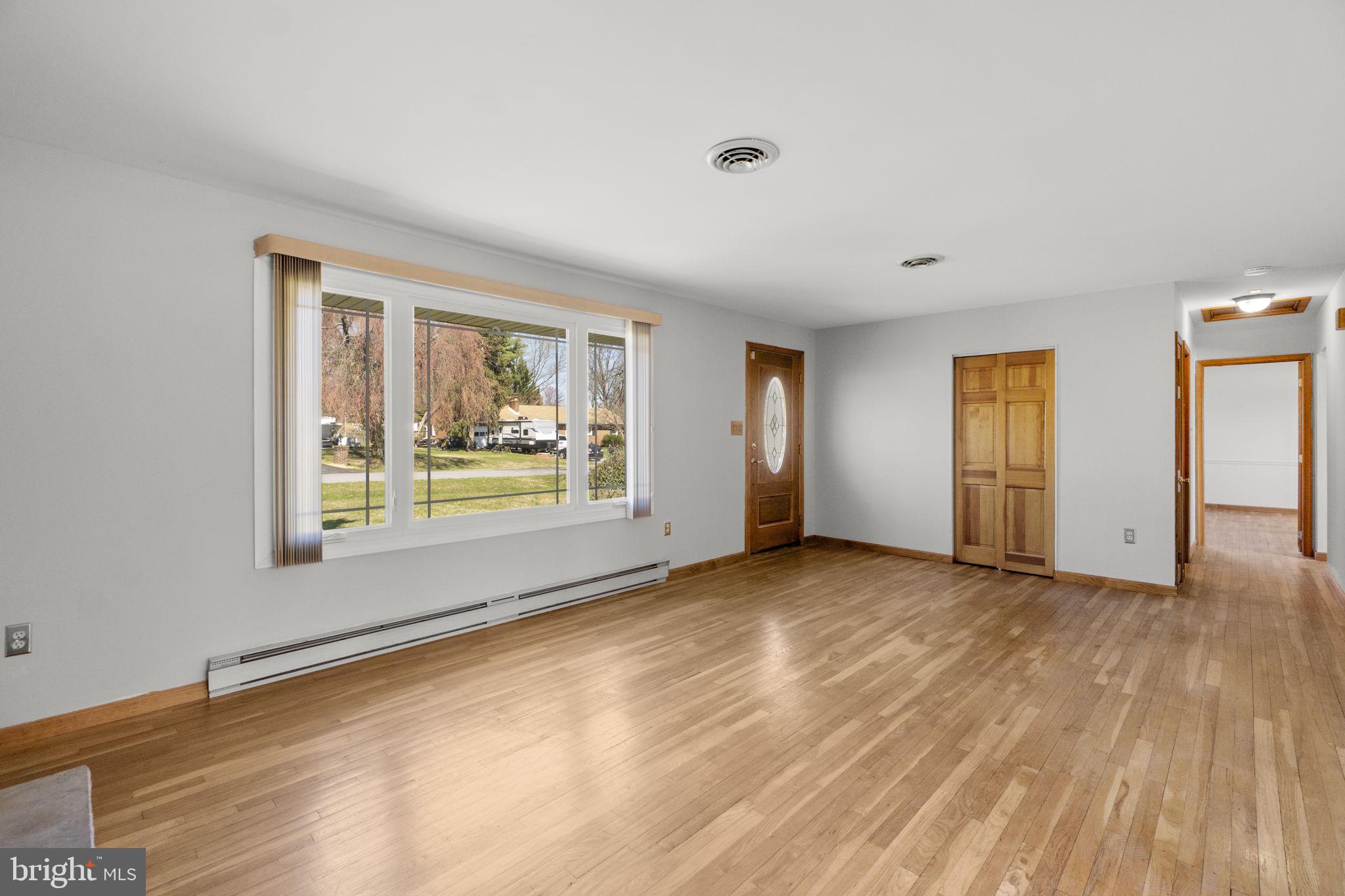 7203 Peekskill Drive Frederick, MD 21702 - Photo 7 of 65