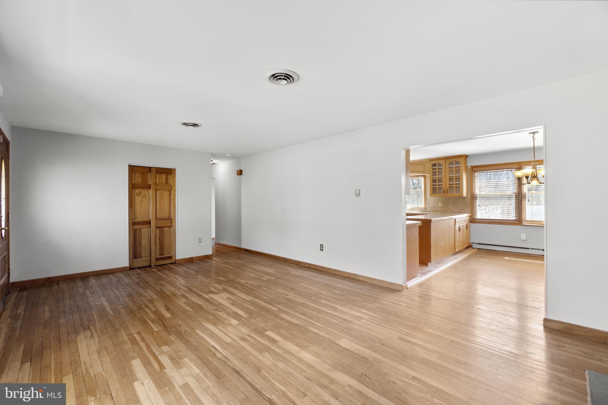 7203 Peekskill Drive Frederick, MD 21702 - Photo 8 of 65