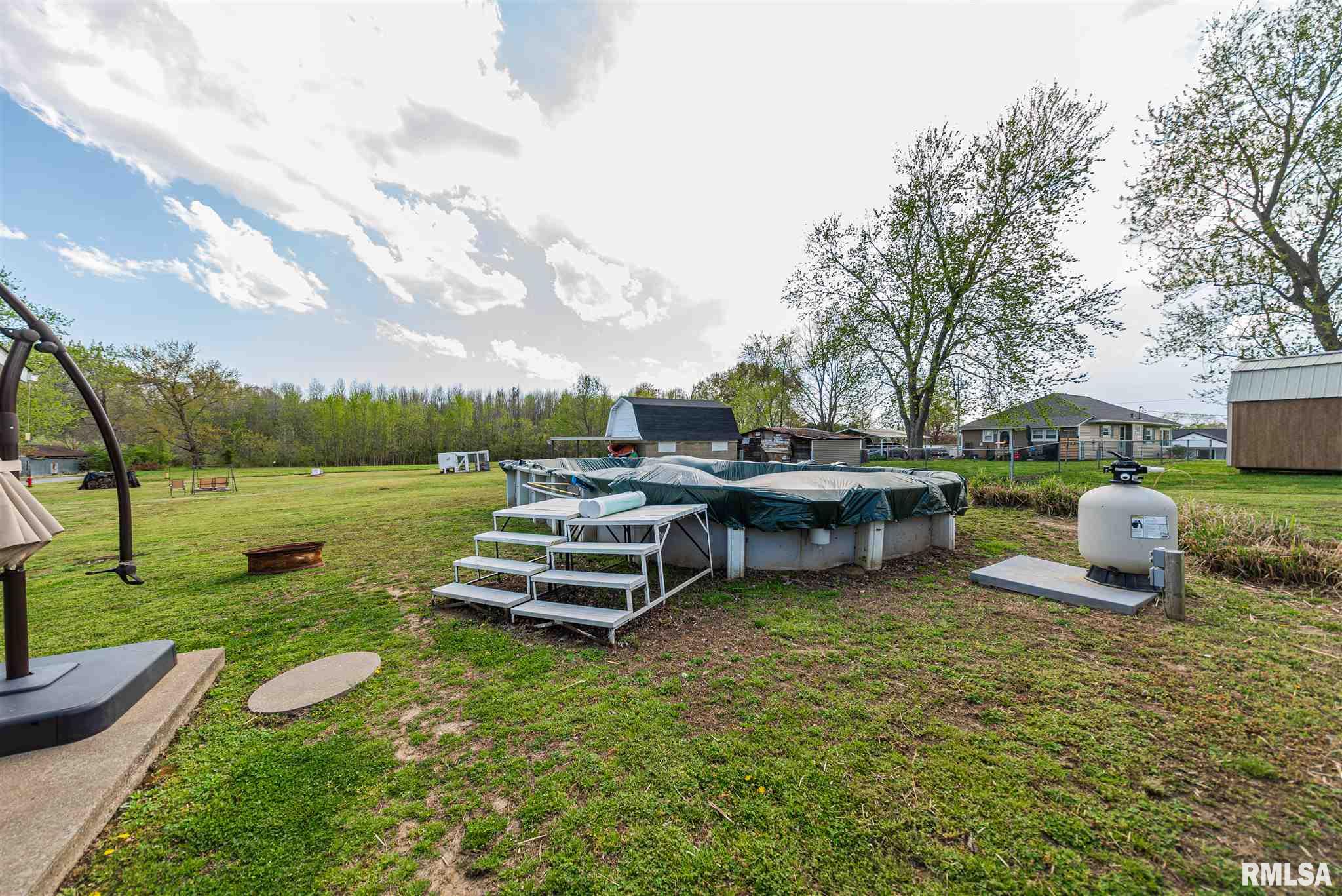 1823 2nd Road West Frankfort, IL 62896 - Photo 5 of 30 Gallery Image 5