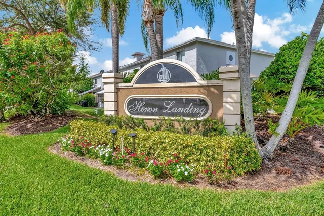 $445,000 | 4275 Southwest 10th Court, Deerfield Beach, FL 33442