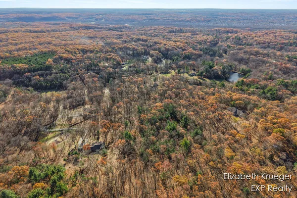 $375,000 | 8965 Vergennes Street Southeast, Ada, MI 49301