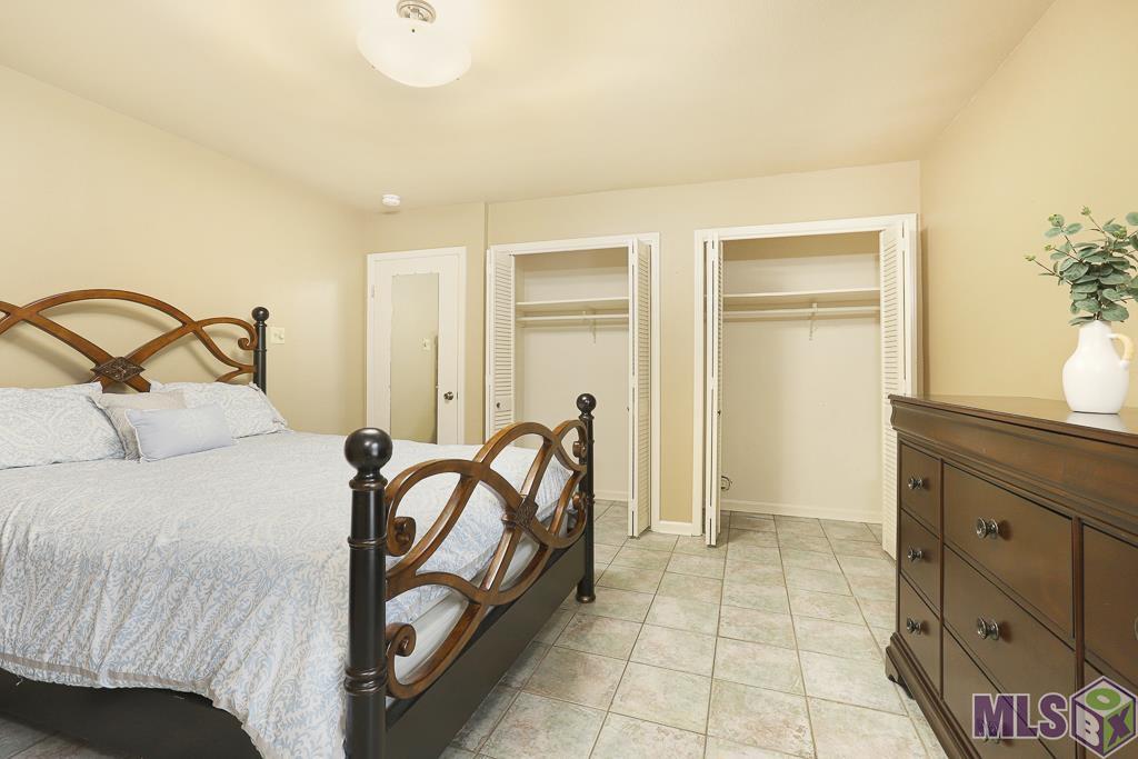 1576 Normandy Drive Baton Rouge, LA 70806 - Photo 17 of 32 Primary Bedroom