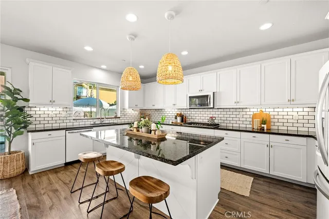 $995,000 | 39120 Hidden Creek Lane, Temecula, CA 92591