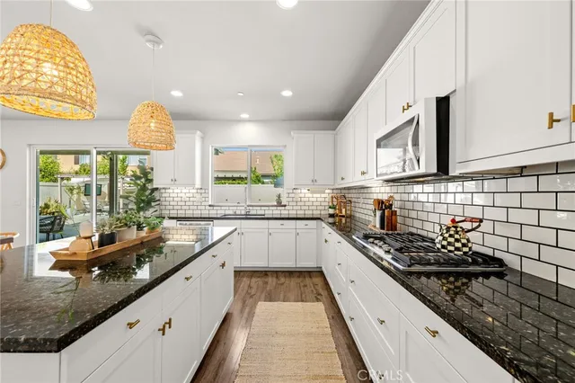 $995,000 | 39120 Hidden Creek Lane, Temecula, CA 92591