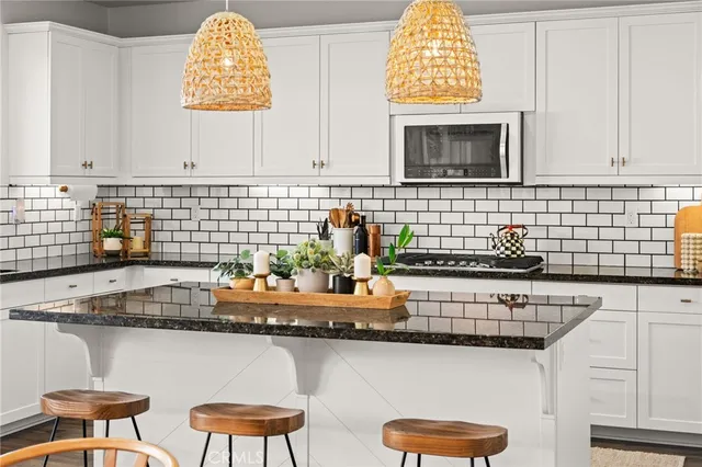 $995,000 | 39120 Hidden Creek Lane, Temecula, CA 92591