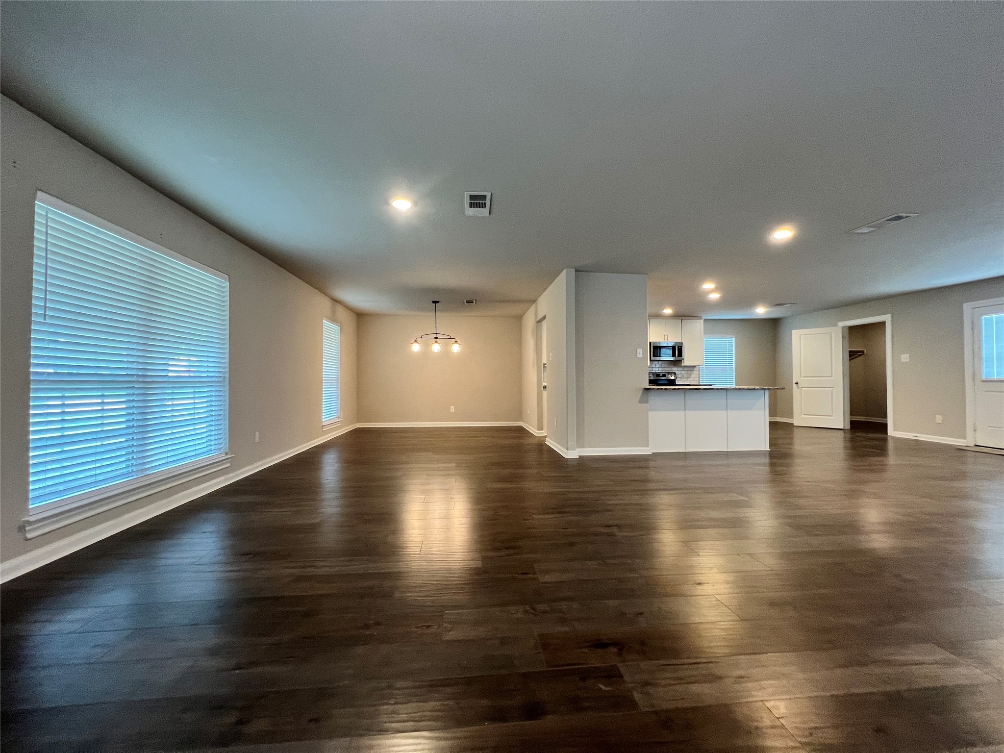 203 Acorn Tree Court Spring, TX 77388 - Photo 4 of 36